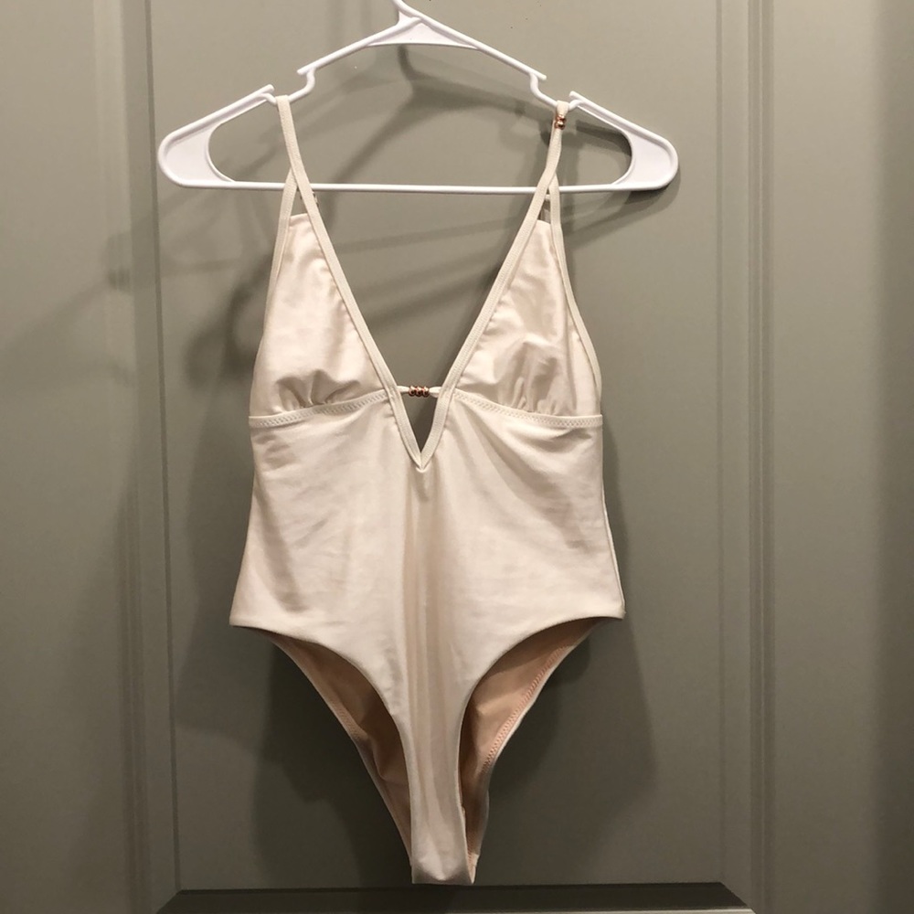 One piece bathing suit
